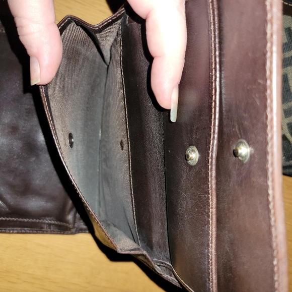 FENDI Zucca Wallet - Picture 7 of 7